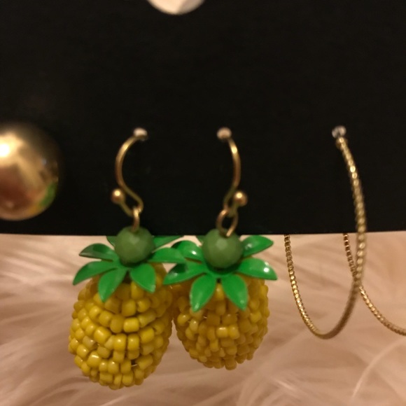 Pineapple earrings - Picture 3 of 3